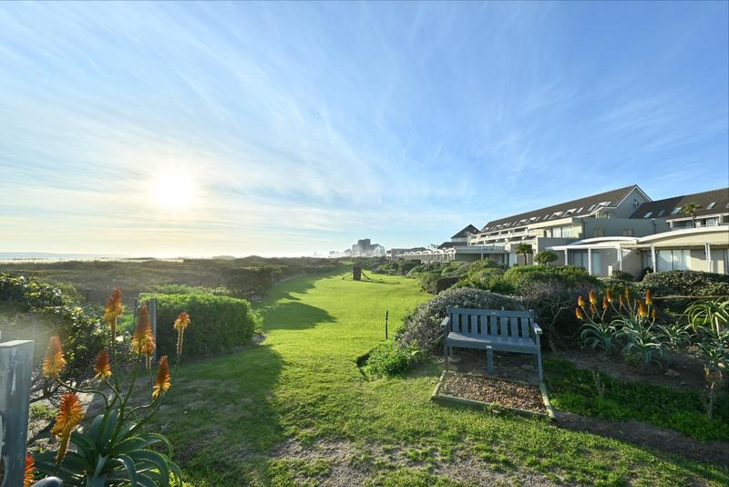 To Let 3 Bedroom Property for Rent in Dolphin Beach Western Cape